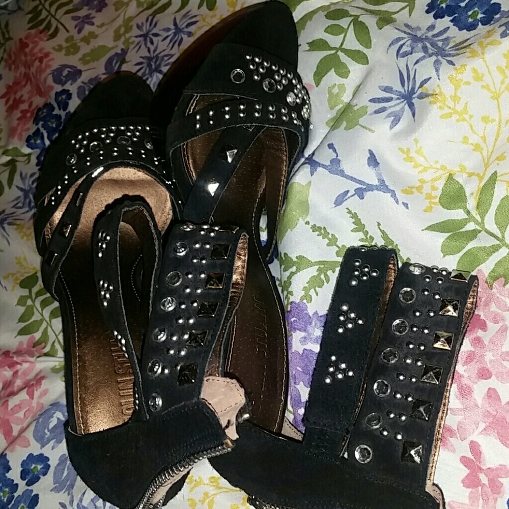 Stunning platform sandals - Picture 3 of 4